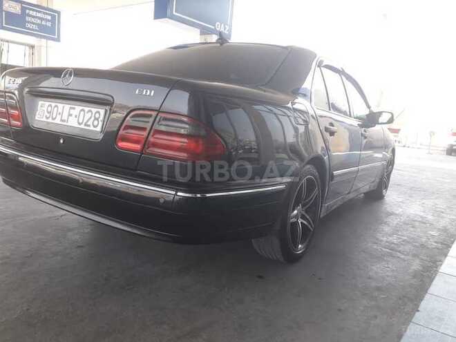 Mercedes E 270 2001, 294,000 km - 2.7 л - Bakı