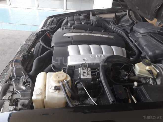 Mercedes E 270 2001, 294,000 km - 2.7 л - Bakı