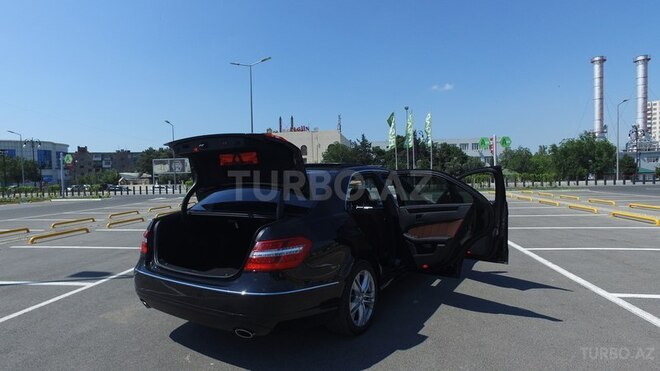 Mercedes E 350 2009, 109,500 km - 3.5 l - Bakı