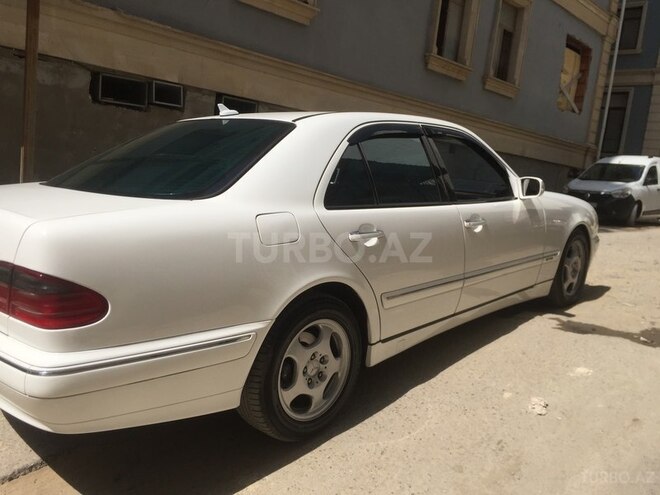 Mercedes E 220 1999, 337,000 km - 2.2 l - Bakı