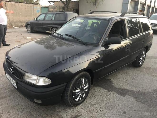 Opel Astra 1995, 317,000 km - 1.6 l - Sumqayıt