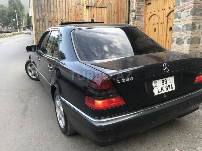 Mercedes C 240 2000, 287,000 km - 2.4 л - Bakı