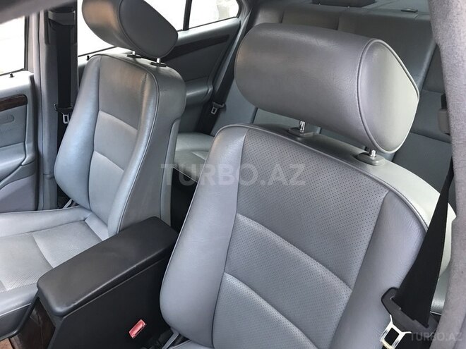 Mercedes C 240 2000, 287,000 km - 2.4 л - Bakı