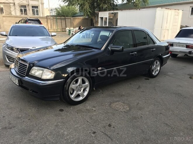 Mercedes C 240 2000, 287,000 km - 2.4 л - Bakı
