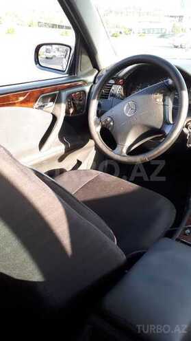 Mercedes E 240 2001, 235,000 km - 2.4 l - Bakı