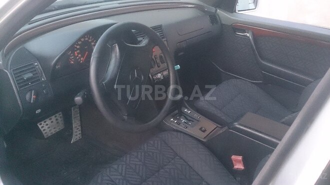 Mercedes C 180 1993, 255,666 km - 1.8 l - Bakı