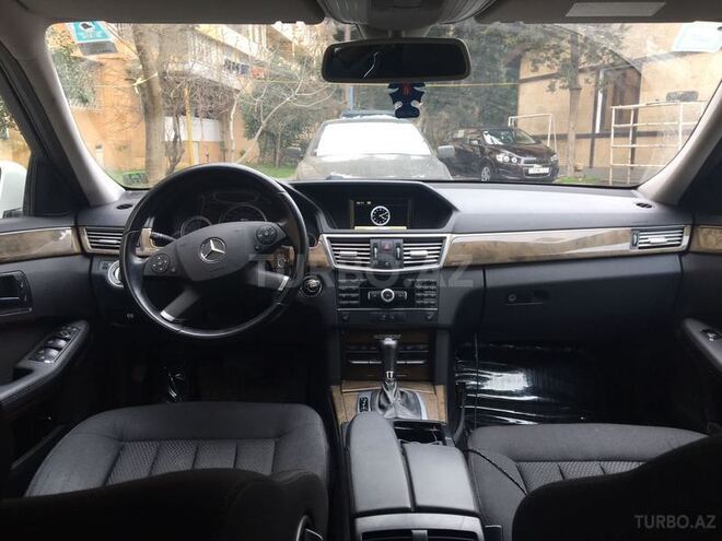 Mercedes E 200 2009, 131,000 km - 2.0 l - Bakı