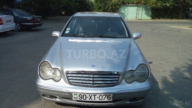 Mercedes C 240 2001, 293,000 km - 2.6 l - Bakı