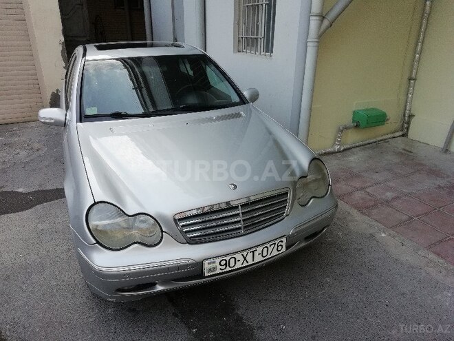 Mercedes C 240 2001, 293,000 km - 2.6 l - Bakı