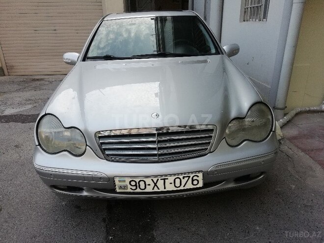 Mercedes C 240 2001, 293,000 km - 2.6 l - Bakı