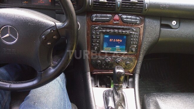 Mercedes C 240 2001, 293,000 km - 2.6 l - Bakı
