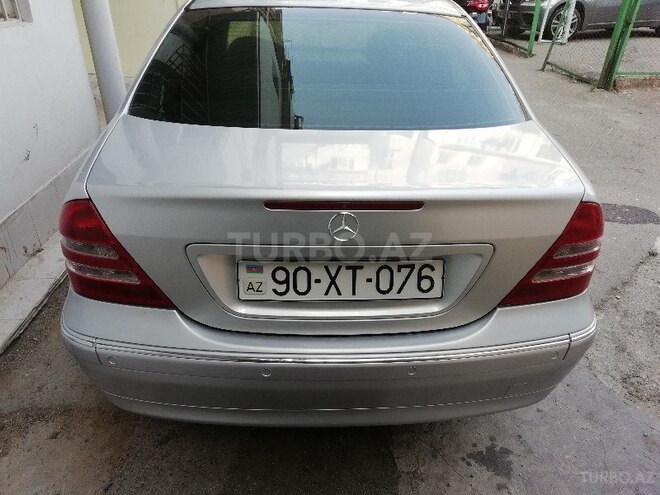 Mercedes C 240 2001, 293,000 km - 2.6 l - Bakı