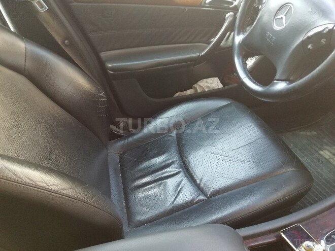 Mercedes C 240 2001, 293,000 km - 2.6 l - Bakı