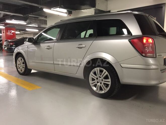 Opel Astra 2009, 260,000 km - 1.7 л - Gəncə
