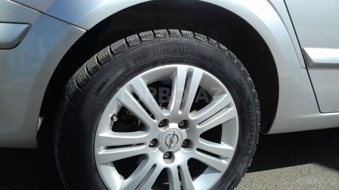 Opel Astra 2009, 260,000 km - 1.7 л - Gəncə