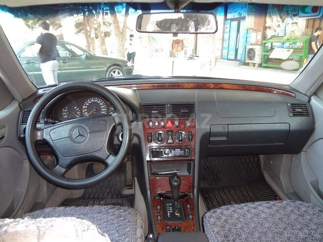 Mercedes C 240 1997, 337,000 km - 2.4 l - Bakı