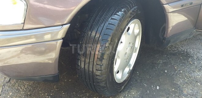 Mercedes C 180 1995, 245,000 km - 1.8 l - Bakı