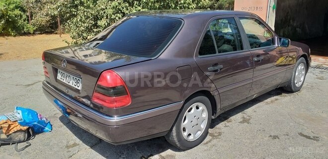 Mercedes C 180 1995, 245,000 km - 1.8 l - Bakı