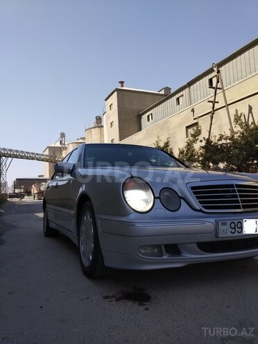 Mercedes E 220 1999, 365,000 km - 2.2 l - Bakı