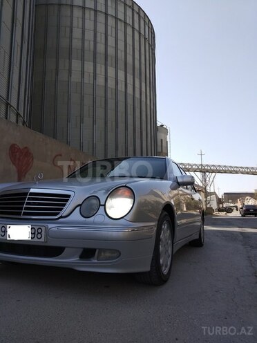 Mercedes E 220 1999, 365,000 km - 2.2 l - Bakı
