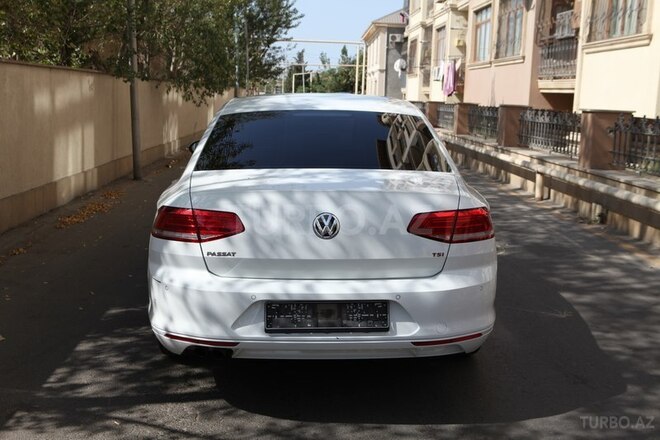 Volkswagen Passat 2017, 50,000 km - 1.8 l - Bakı