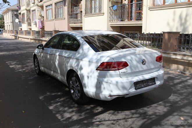 Volkswagen Passat 2017, 50,000 km - 1.8 l - Bakı