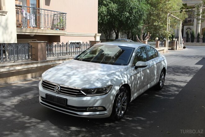 Volkswagen Passat 2017, 50,000 km - 1.8 l - Bakı