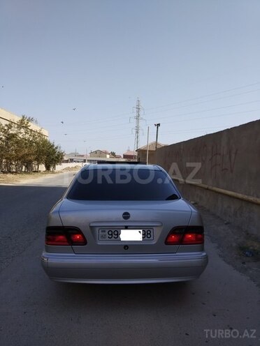 Mercedes E 220 1999, 365,000 km - 2.2 l - Bakı