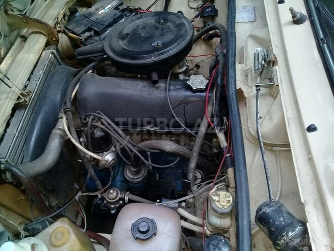 LADA (VAZ) 2106 1994, 250,000 km - 1.6 l - Qax