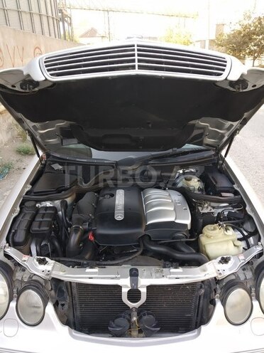 Mercedes E 220 1999, 365,000 km - 2.2 l - Bakı