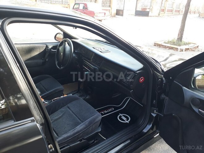 Opel Vectra 2000, 236,000 km - 2.0 l - Xaçmaz