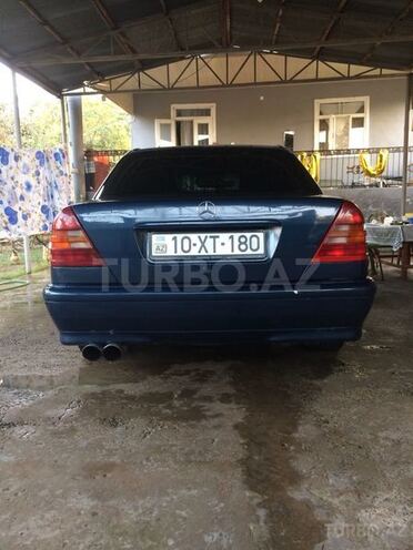Mercedes C 180 1993, 285,401 km - 1.8 л - Sabirabad