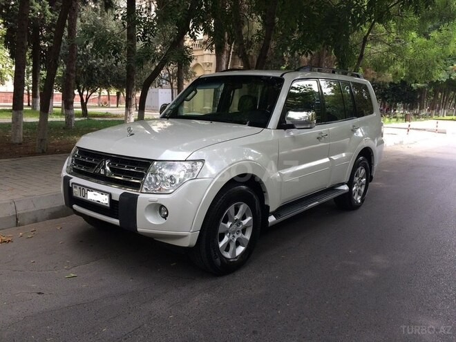 Mitsubishi Pajero 2010, 85,000 km - 3.5 l - Bakı