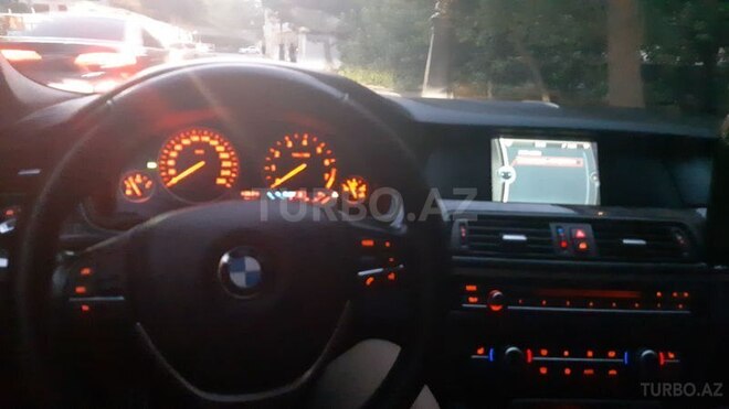 BMW 520 2011, 84,000 km - 0.3 л - Bakı