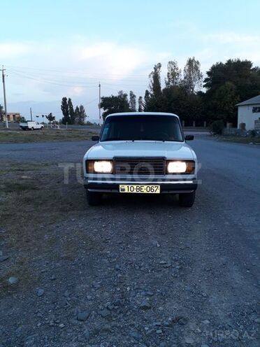 LADA (VAZ) 2107 2004, 180,000 km - 1.6 л - Oğuz