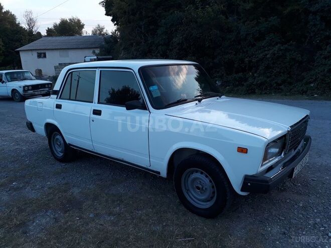 LADA (VAZ) 2107 2004, 180,000 km - 1.6 л - Oğuz