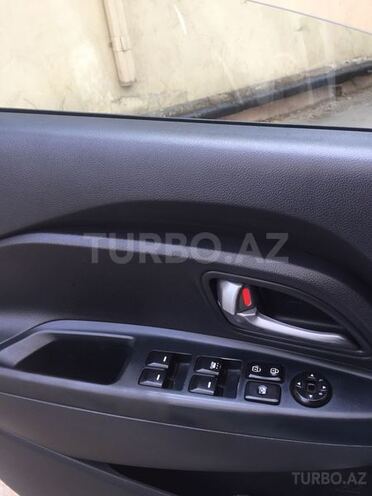 Kia Rio 2014, 84,643 km - 1.4 л - Bakı