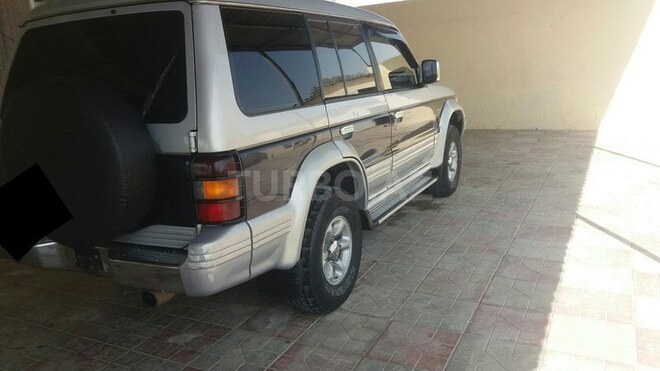 Mitsubishi Pajero 1995, 3,600,000 km - 2.8 л - Şirvan