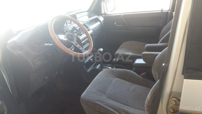 Mitsubishi Pajero 1995, 3,600,000 km - 2.8 л - Şirvan