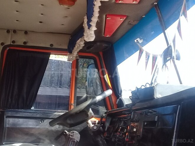 KamAz 55111 1987, 365,842 km - 11.0 l - Şirvan