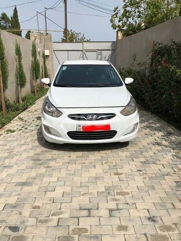 Hyundai Accent 2012, 10,600 km - 1.6 л - Bakı