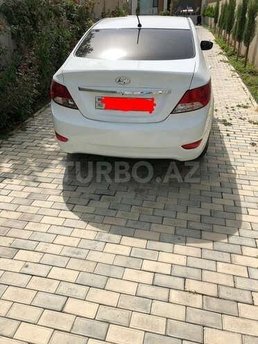 Hyundai Accent 2012, 10,600 km - 1.6 л - Bakı