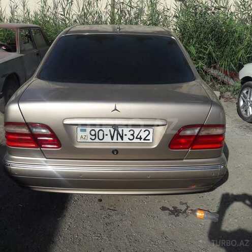 Mercedes E 240 2001, 368,000 km - 0.0 l - Bakı