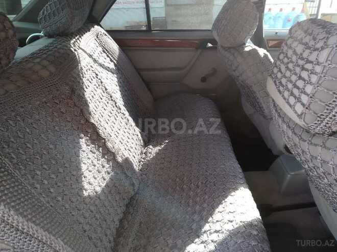 Mercedes E 220 1994, 234,055 km - 2.2 l - Bakı