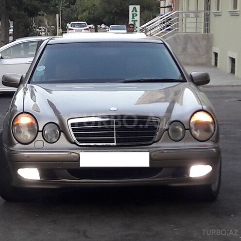 Mercedes E 240 2001, 370,000 km - 2.4 l - Bakı