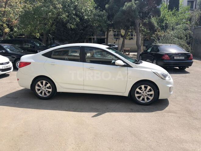 Hyundai Accent 2012, 105,000 km - 1.6 l - Bakı