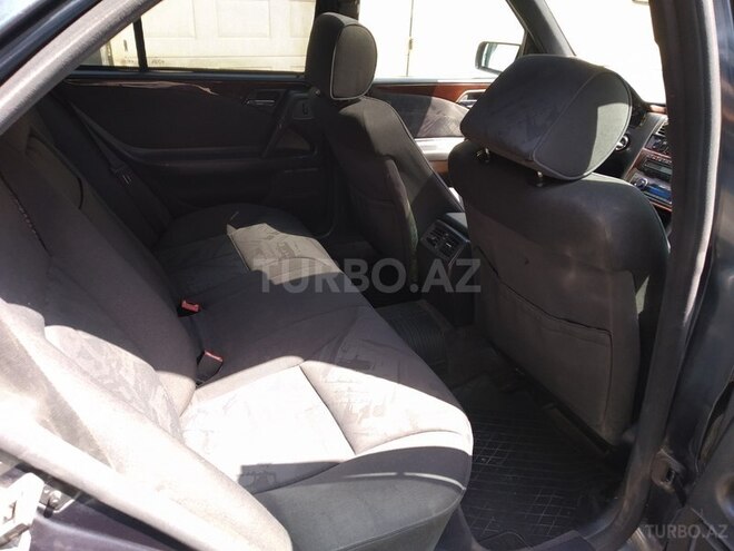 Mercedes E 280 1996, 440,000 km - 2.8 l - Bakı
