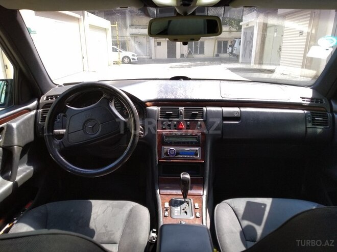 Mercedes E 280 1996, 440,000 km - 2.8 l - Bakı