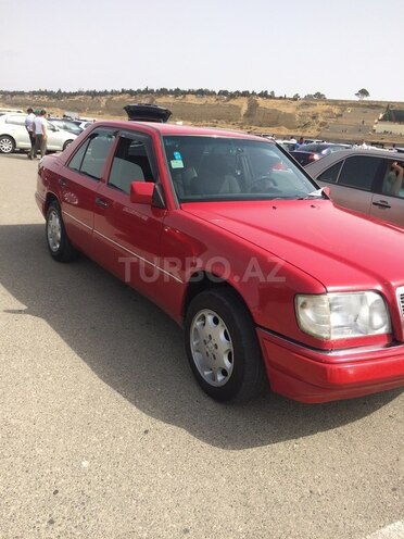 Mercedes E 200 1995, 357,999 km - 2.0 l - Bakı