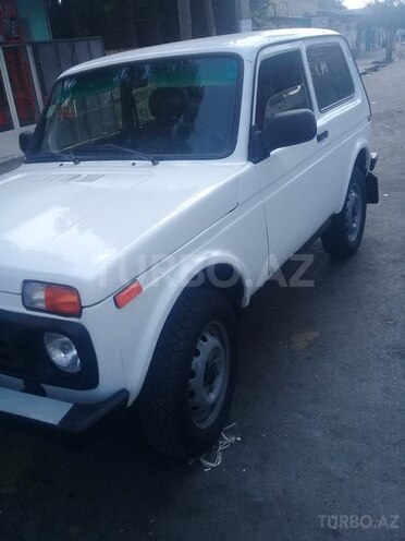 LADA (VAZ) Niva 2001, 215,000 km - 1.7 l - İmişli